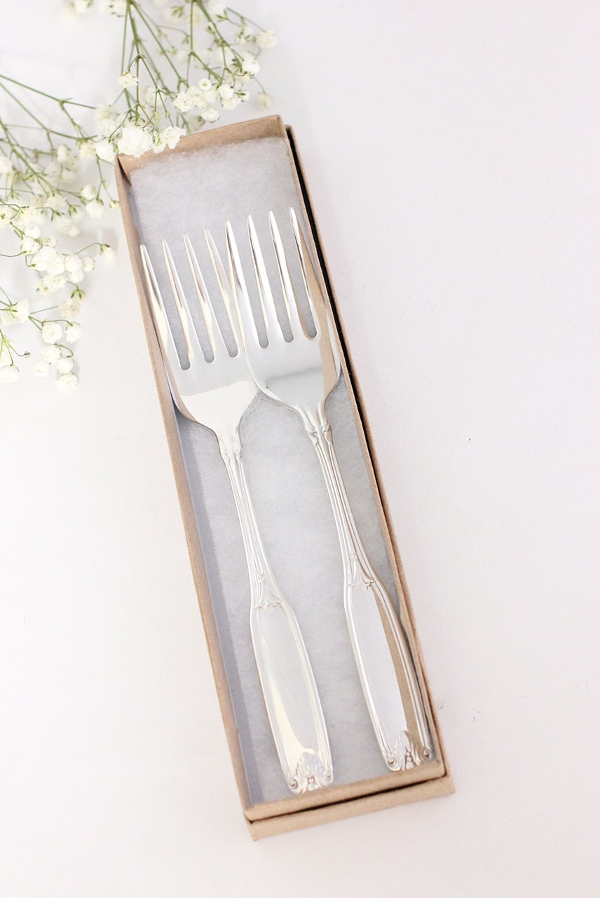 Personalized Wedding Forks. Mr. and Mrs. Forks with Last Name.