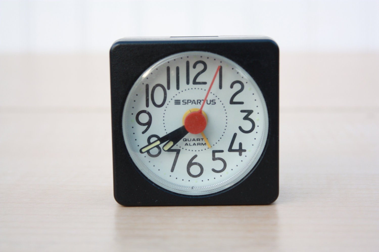 Vintage Spartus Quartz Alarm Clock