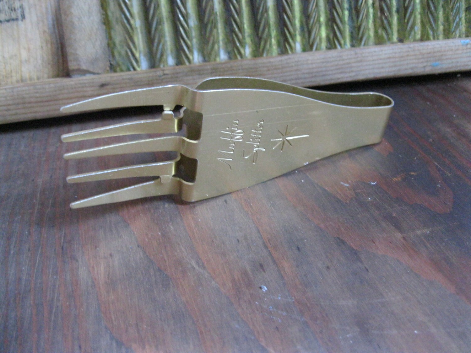 English Muffin Splitter 1960s Vintage Kitchen Gadget