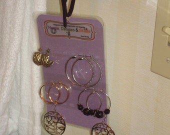 earring holder custom