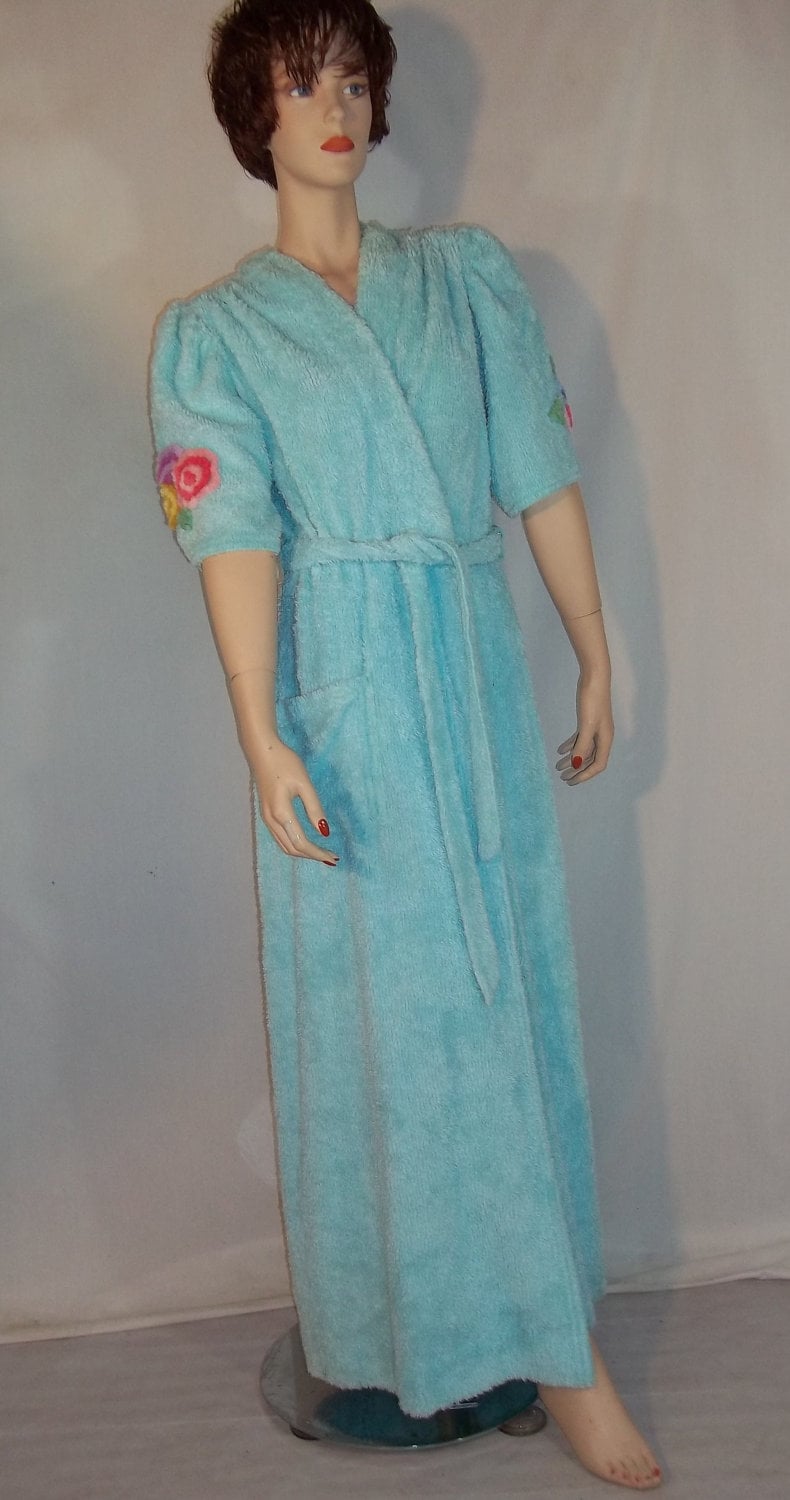 VIntage Chenille Bathrobe