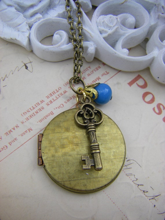 Items similar to Bridesmaid Jewelry Secret Key Locket Necklace vintage