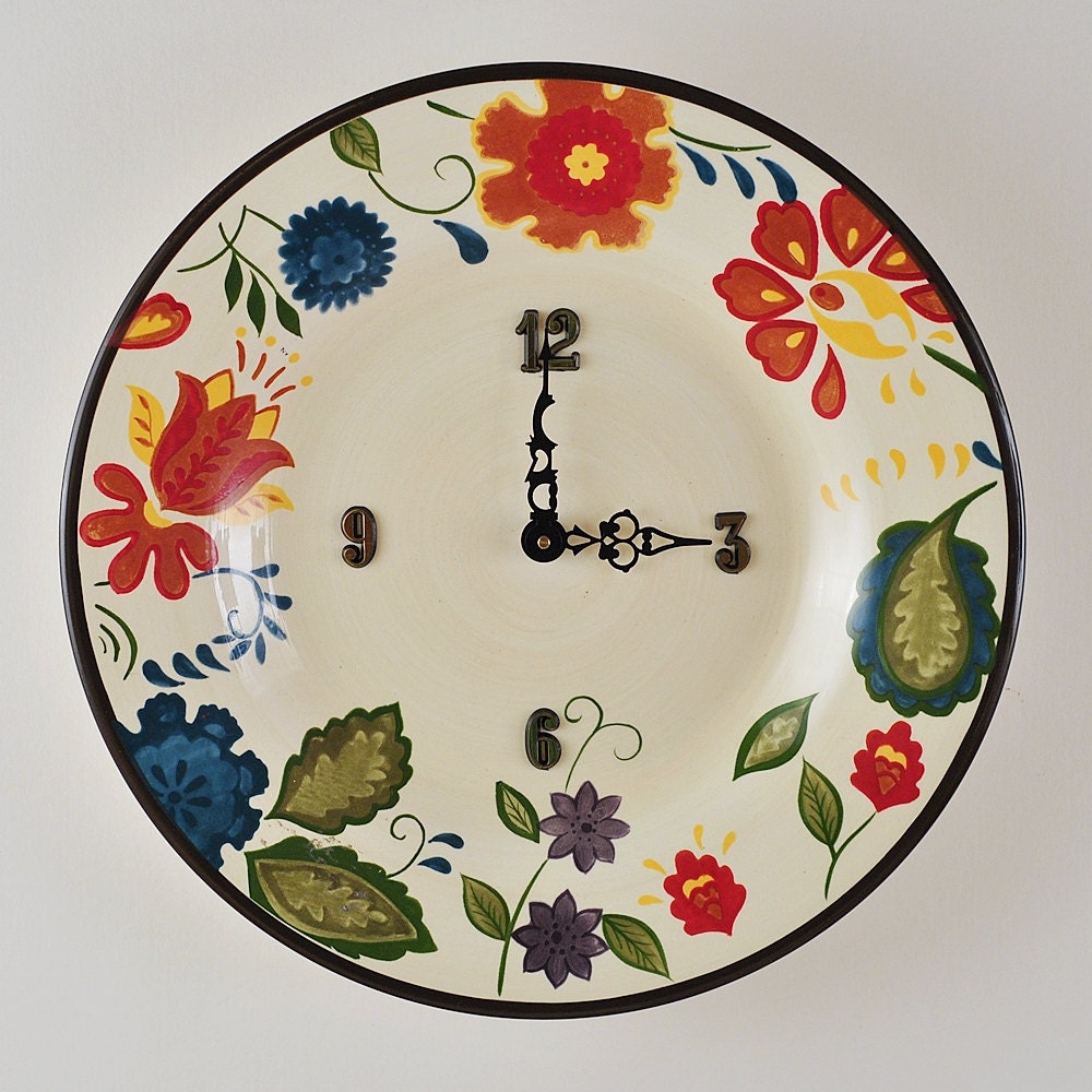 Floral Plate Wall Clock