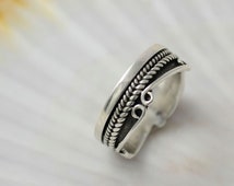 Sterling silver, Patterned Ring, ha ndmade in UK, Leeds ...