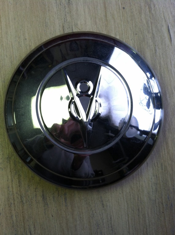 1930 S ford hubcap
