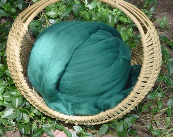 Merino Wool Roving, Turquoise Green, 4 ounces