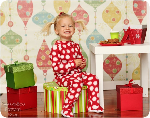 Classic Footed Pajamas: Blanket Sleeper Pattern, Footed Pajamas Pattern, Christmas Pajamas, Footie Pajamas Pattern