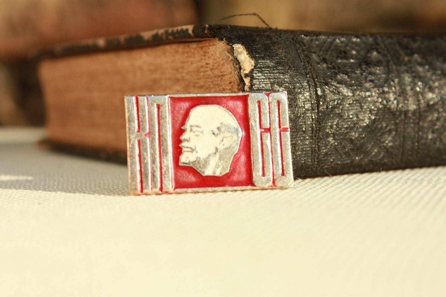 Rare Vintage pin from Soviet Union with Lenin - Vladimir Ilyich Lenin - Russian Pin - USSR - V.I.LENIN - Badge steampunk buy now online