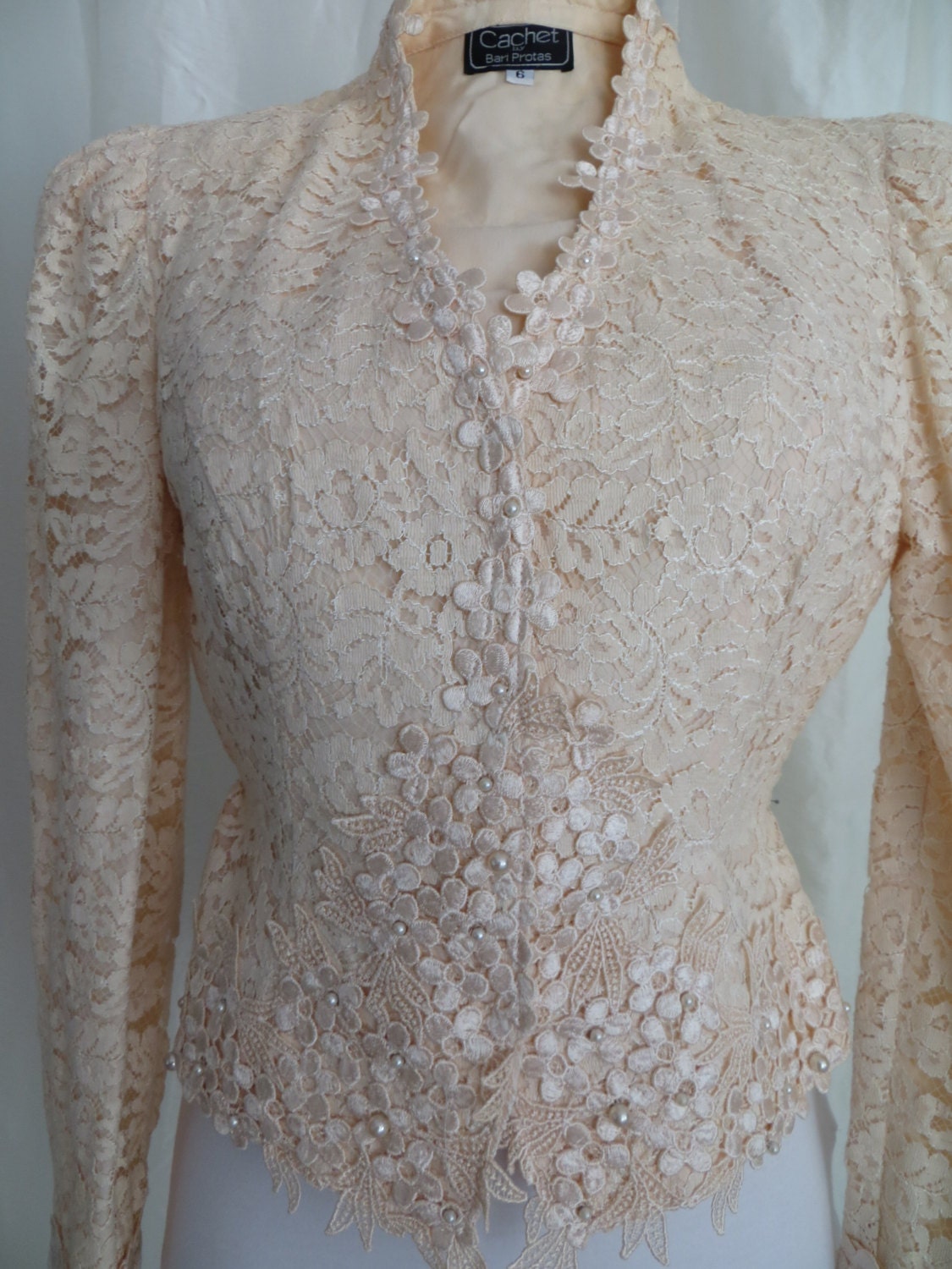 Vintage womens lace jacket cream ivory by GabriellasTreasures