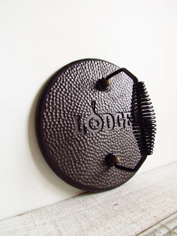 Vintage Lodge 7 Round Cast Iron Grill Press