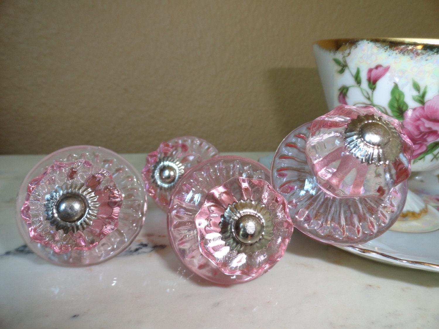 Pink Glass Dresser Knobs/Glass Knobs/ Vintage Style Knob/Set