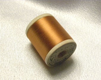 Antique 1930's Corticelli Pure Silk Hand Sewing Embroidery Thread 100 Yd. Wooden spool of Shade 5475 Light Rust