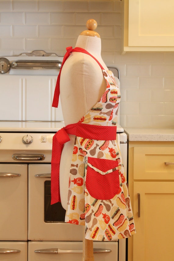 Retro Kitschy BBQ Barbecue Apron White BELLA