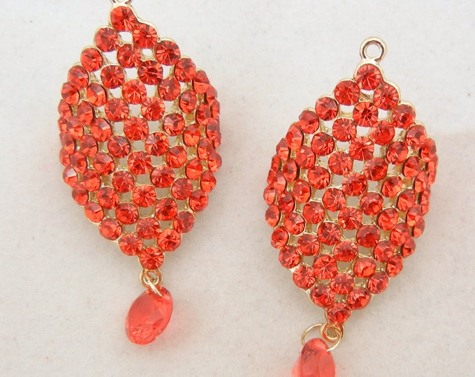 Pair of Red Rhinestone Turned Drops Gold-tone