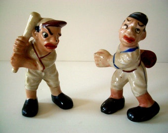 miniature baseball player figurines