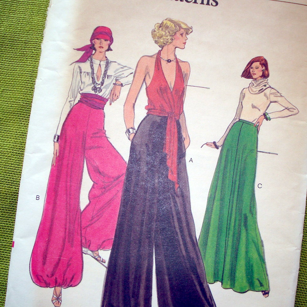 1970s Vintage Vogue Sewing Pattern Palazzo Pants Harem