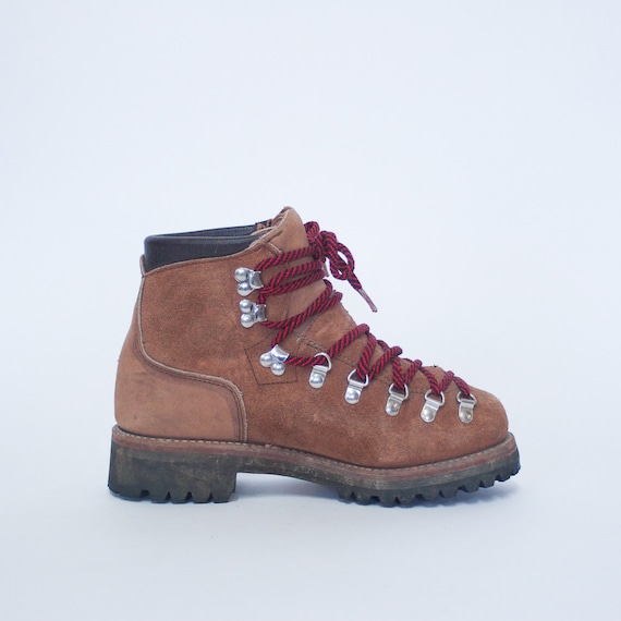 vintage 70s brown suede Dexter hiking boots / trail
