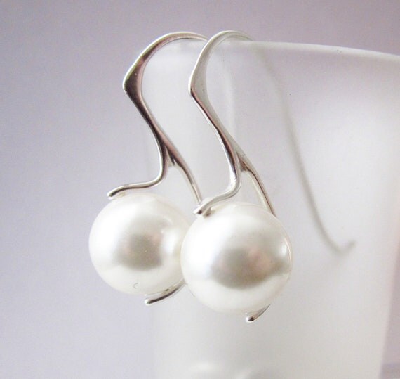 Pure White Tahitian Pearl Earrings Sterling Silver by CuteJewels