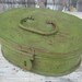 Vintage CHIPPY GREEN oval metal BOX