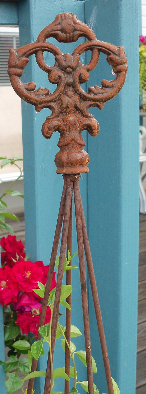 TWOClassic Trellis Tower All Metal Five Foot Tall with CROWN