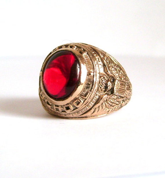 Vintage High School Class Ring Ruby Red Stone Uncas