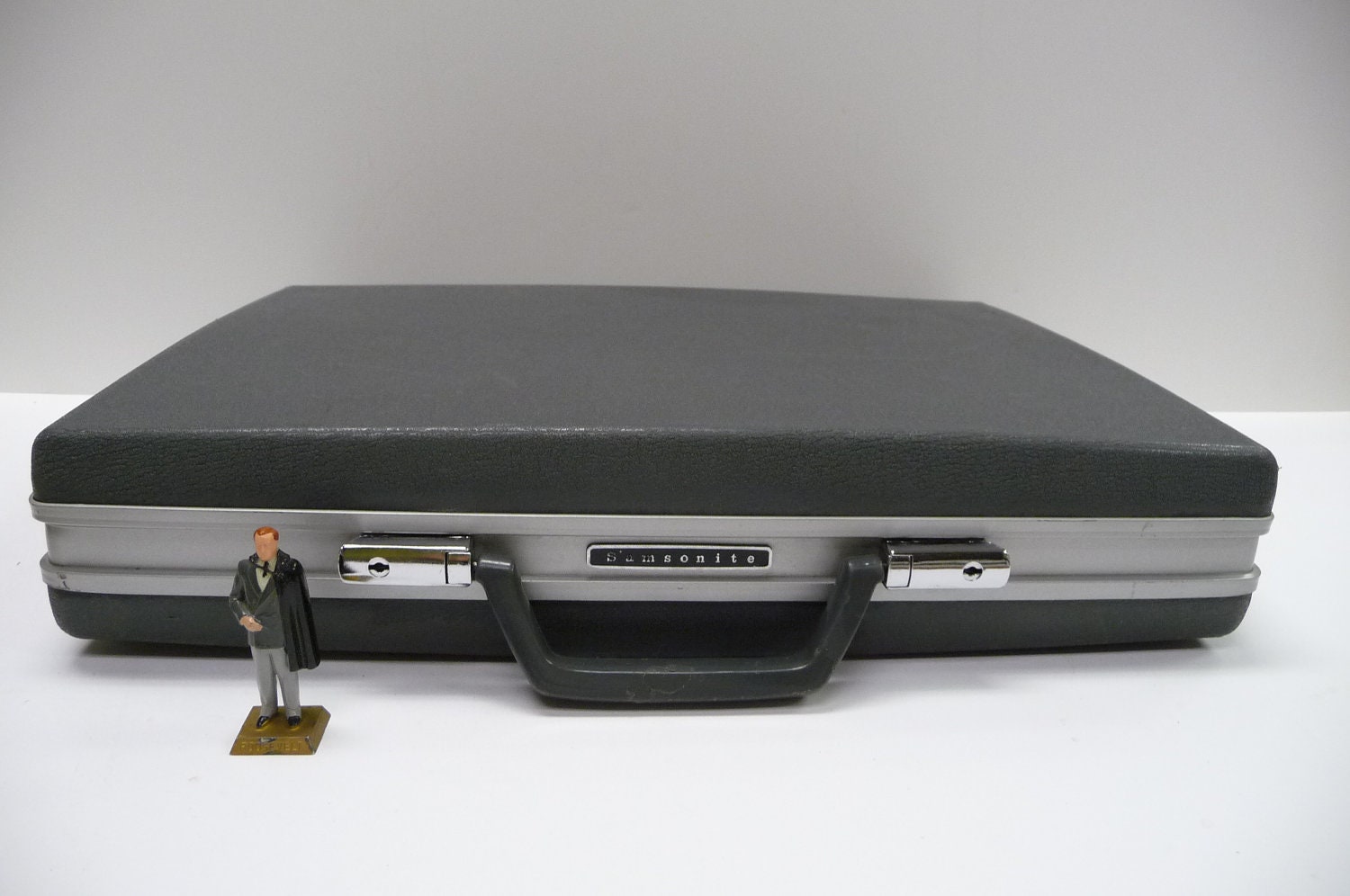 samsonite hard shell