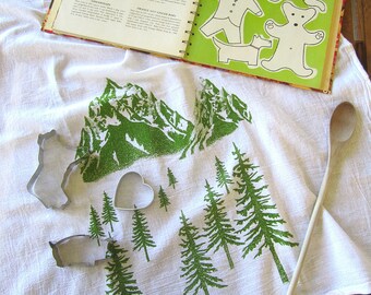 Tea Towel - Screen Printed Flour Sack Towel - Dish Towel - Eco Friendly Kitchen Towel - Mountain - All Natural Cotton - Classic Flour Sack
