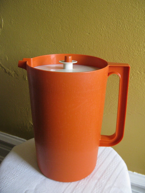 Tupperware One Gallon Vintage Orange Pitcher