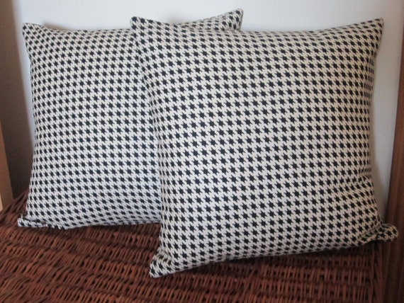 hounds tooth pillow