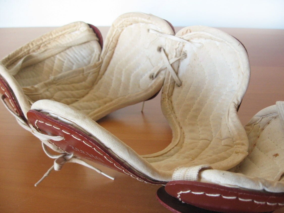 Vintage Youth Football Shoulder Pads Draper Maynard