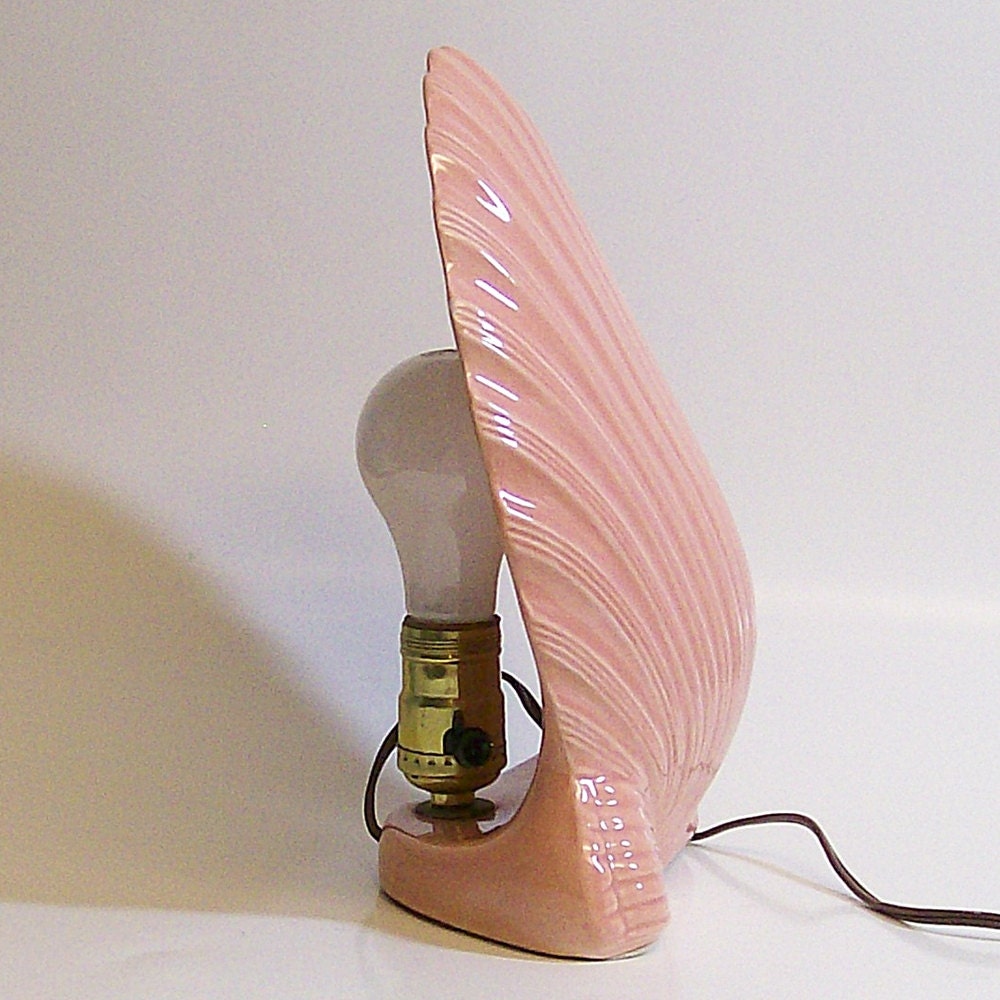 Vintage Ceramic TV Lamp Pink Sea Shell