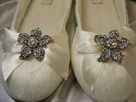 Items similar to Wedding Shoes Vintage Inspired Rose Flower Bridal ...