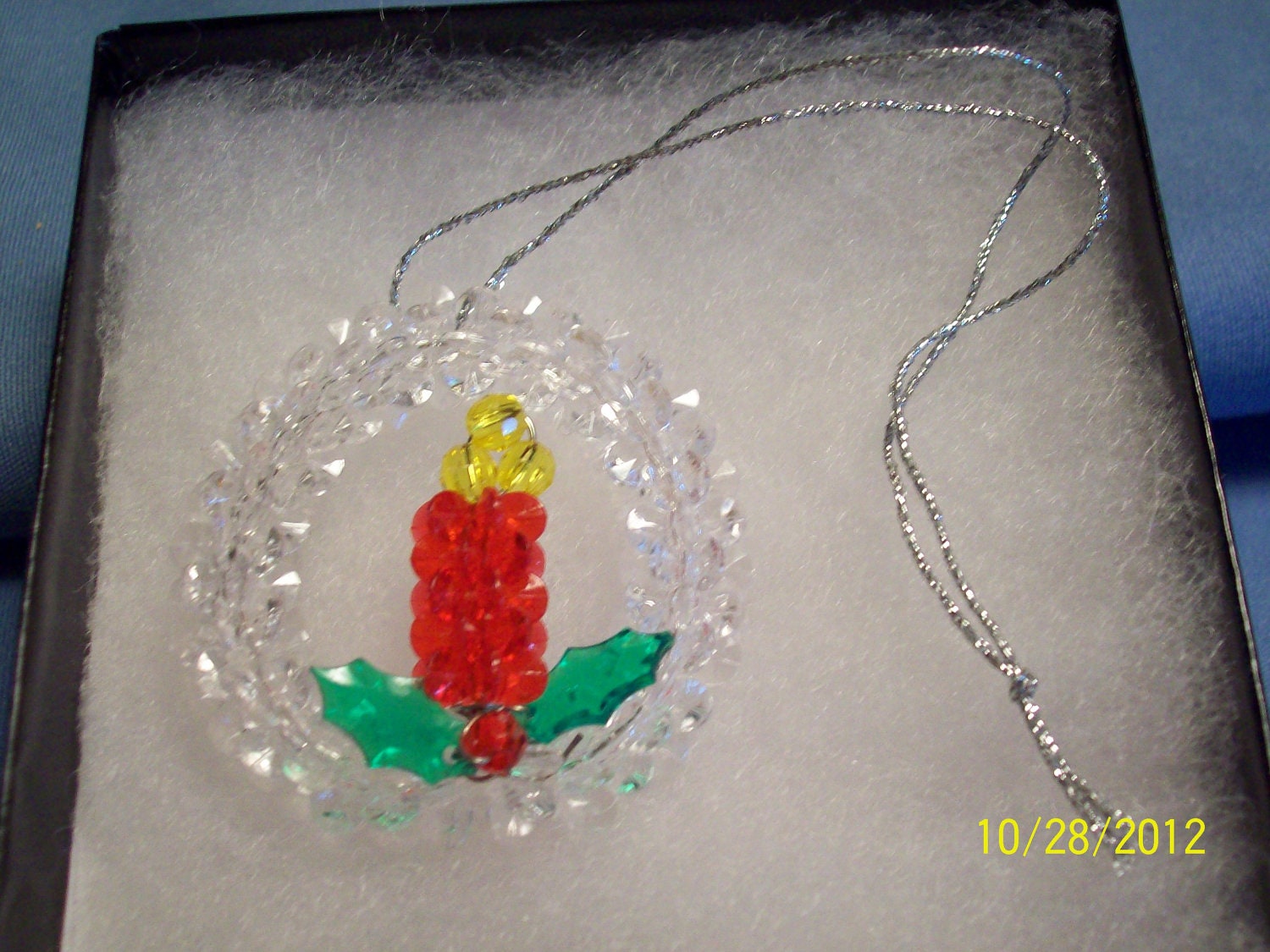 Beaded wreath ornament/candle of hope