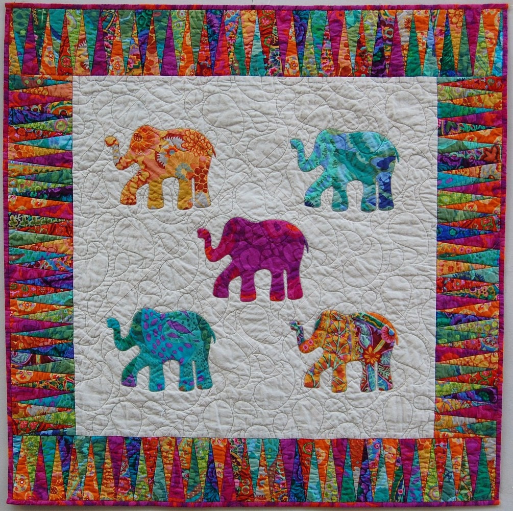 bright-hand-appliqued-elephant-quilt