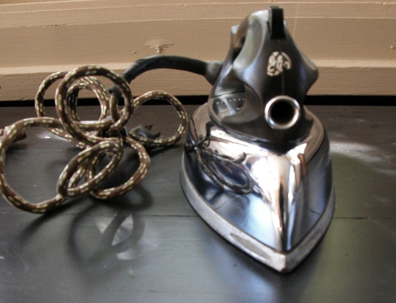 Items Similar To Antique Vintage 1950's General Electric Clothes Iron ...