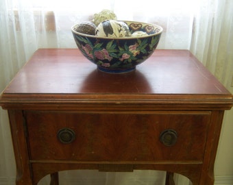 Antique New Home Sewing Machine Wood Cabinet Knee Pedal 1947 Local Pick Up New Orleans Area Works