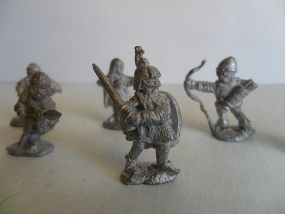 dungeons and dragons pewter figurines