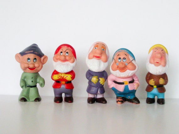 Snow White and the Seven Dwarfs Vintage Toys by agedsimplicity