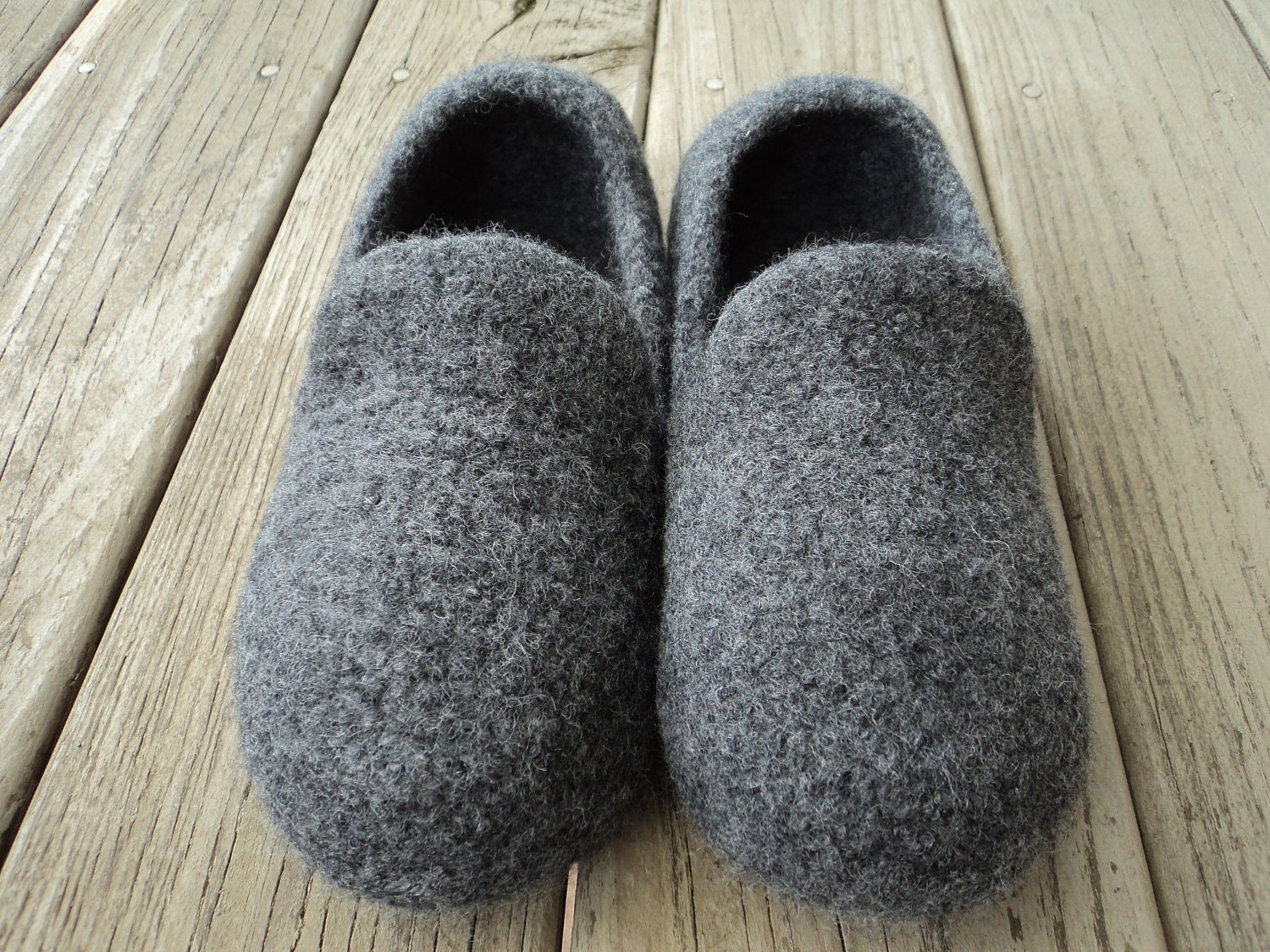 PDF Mens Loafer Slipper Felted Wool Knitting Pattern by MoniqueRae