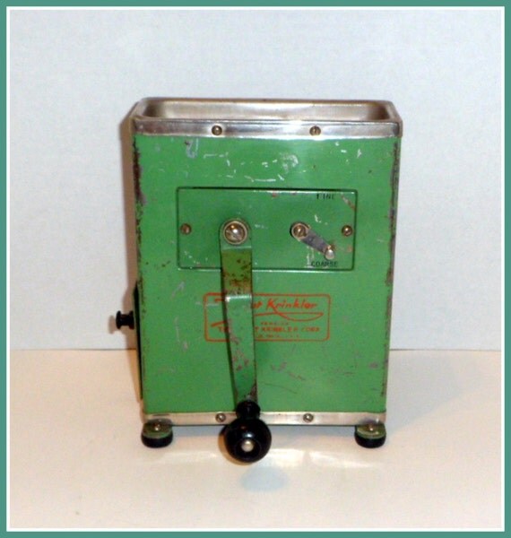 Moving Sale Reduced. Vintage Flour Grain Mill Hand Grinder