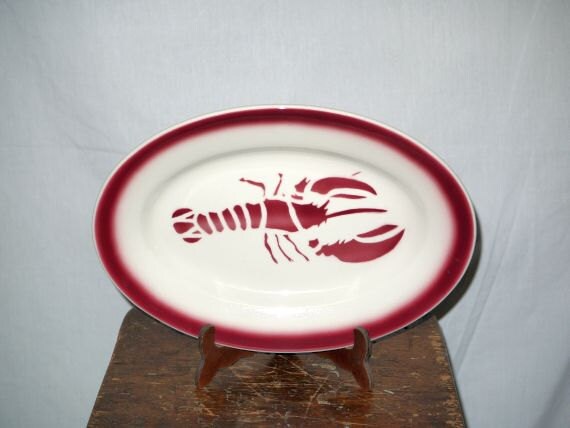 vintage 60s Lobster platter plate / Buffalo China / airbrushed