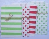 20MeDiUM CHRISTMAS MiX PaPER BAGs- green stripe,red stripe,red dot, green dot-party favors--gifts---weddings--showers--20ct Il_170x135