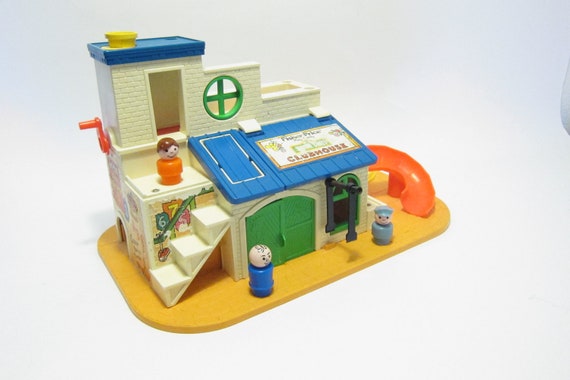 1970 fisher price dollhouse