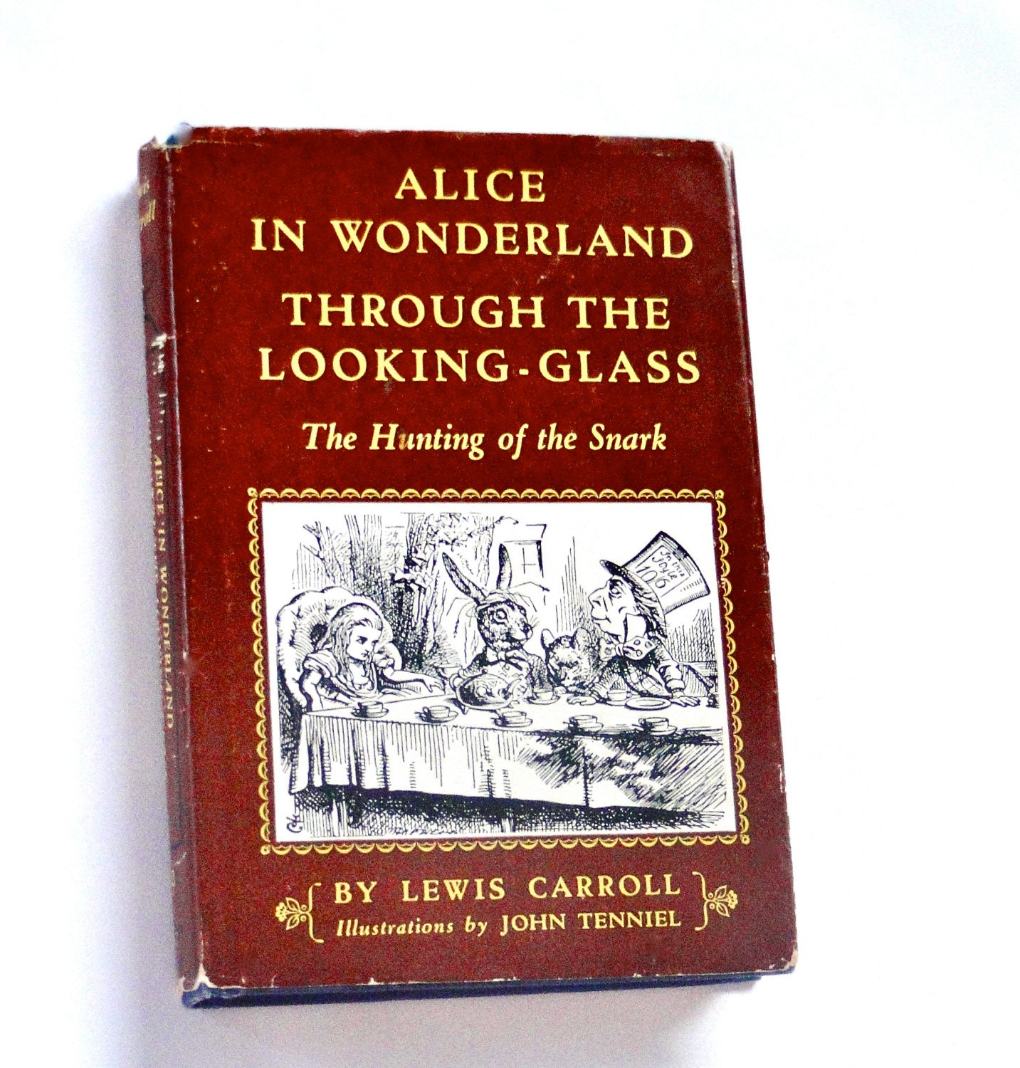Alice in Wonderland Book Hardback Circa 1960s