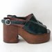 Vintage platform Smaragd green patent leather sandals