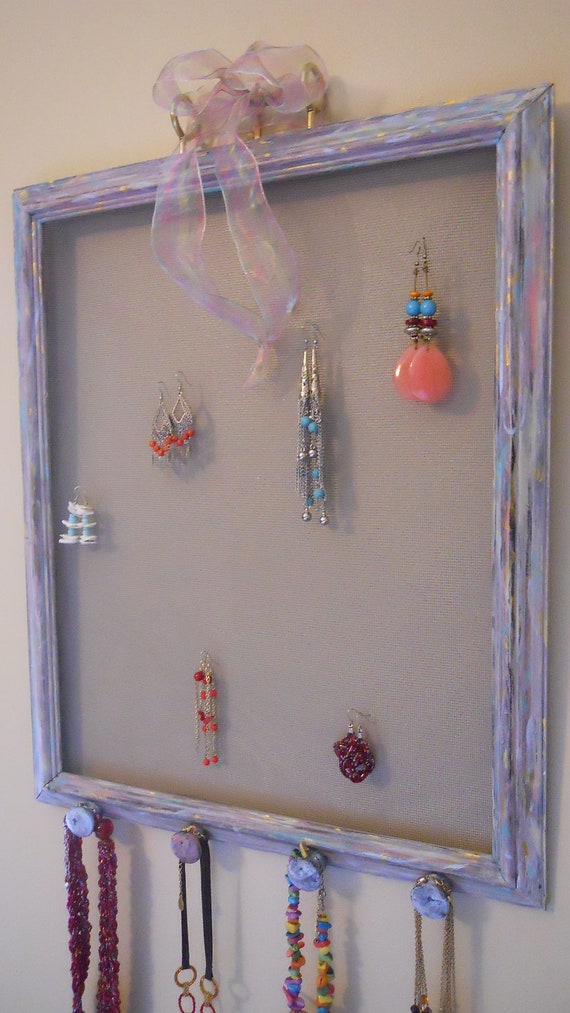 Upcycled picture frame jewelry hanger by DavidnVicki on Etsy