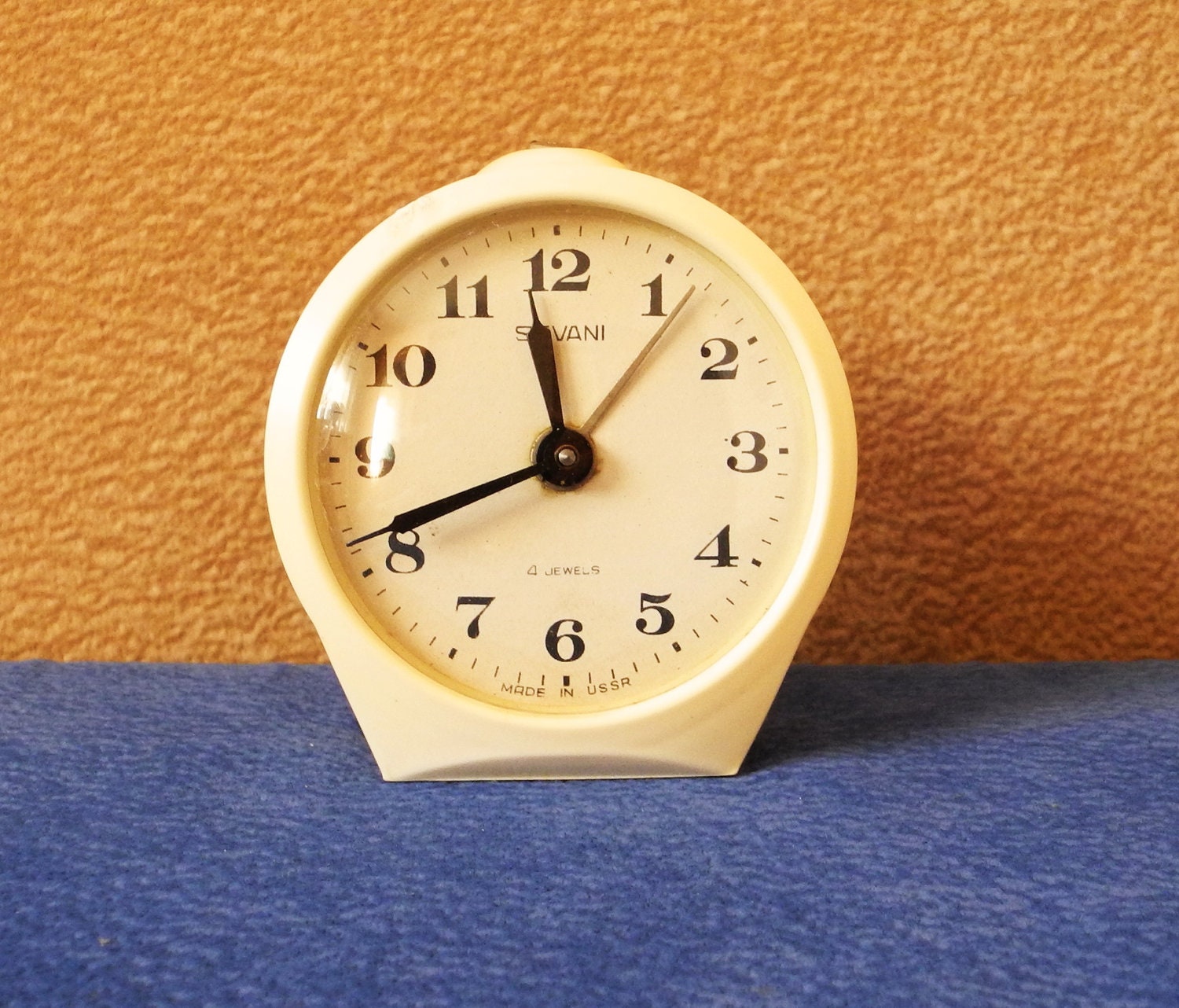 Vintage tabletop alarm clock SEVANI alarm clock from USSR, watch, timer