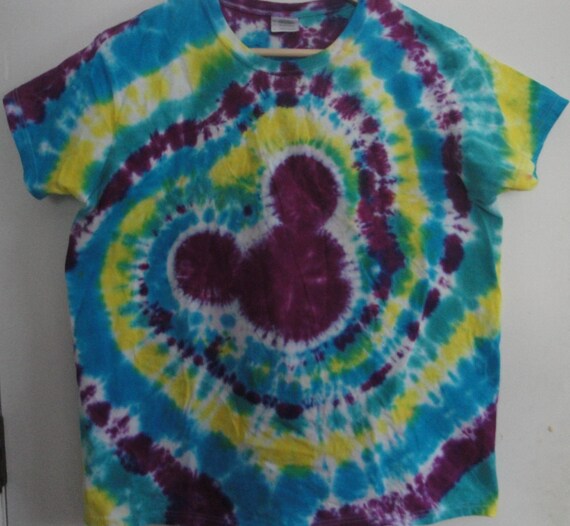 how to make a mickey tie dye shirt