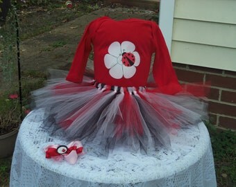 Custom made Boutique Pageant 3pc Ladybug pink flower infant tutu set with matching bottle cap hairbow. size NB 6 12 18 month