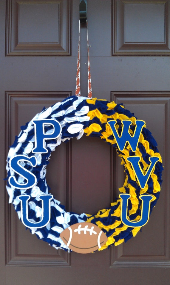 Items similar to Football Team Wreath on Etsy